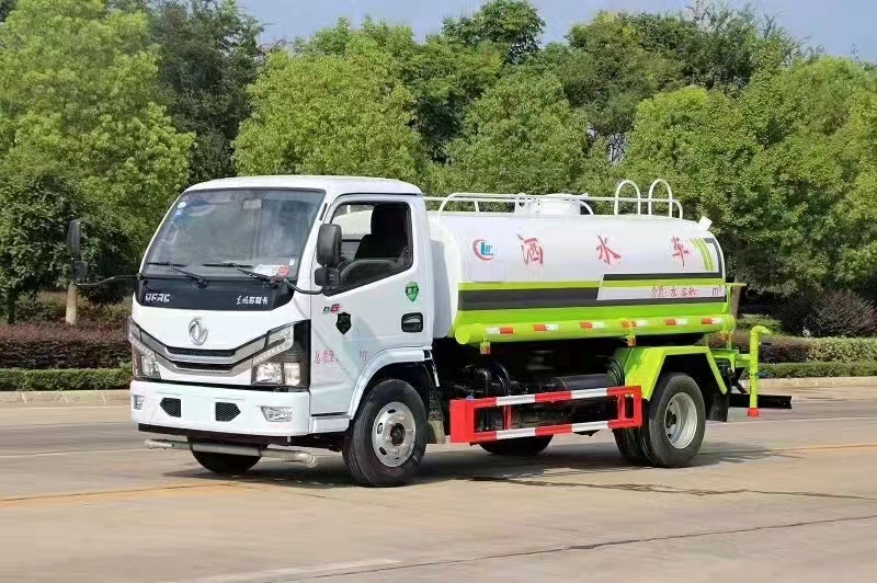 城市里的溫柔畫師 灑水車的故事